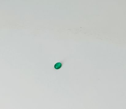 null Oval faceted emerald probably from Colombia weighing 0.32 ct.Dimensions: 0.5...