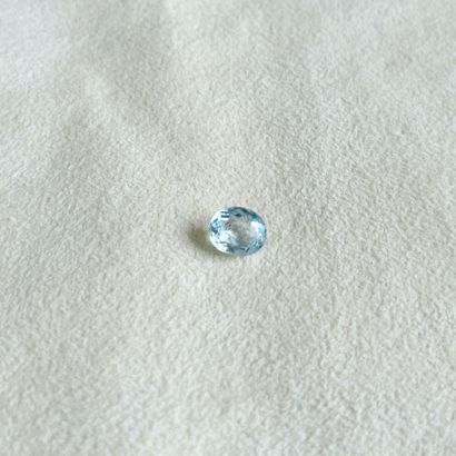 null Oval faceted aquamarine weighing 1.47 cts - Probable provenance MADAGASCAR -...
