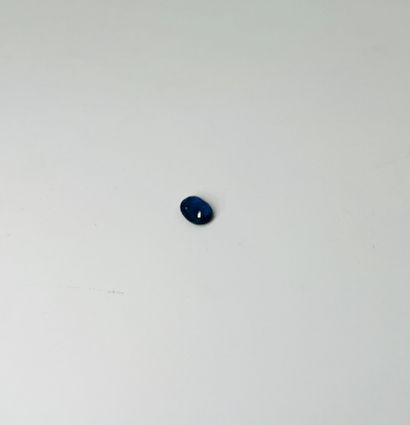 null Oval faceted sapphire weighing 0.93 ct Accompanied by an IGI certificate indicating...