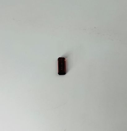 null Rectangular cut tourmaline weighing 4.3 cts probably from Brazil.Dimensions:...