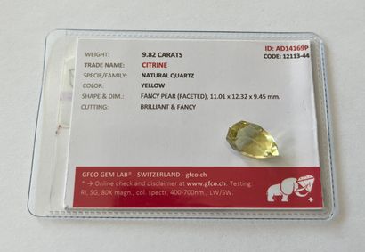 null Faceted pear-shaped citrine weighing 9.82 cts - Probable provenance BRAZIL -...