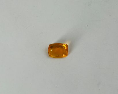 null Rectangular cushion cut fire opal weighing 3.84 cts, probably from Mexico.Dimensions:...