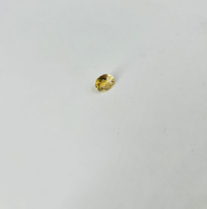 null Oval faceted citrine weighing 5.02 cts, probably from Brazil.Size: 1.2 x 1.0...