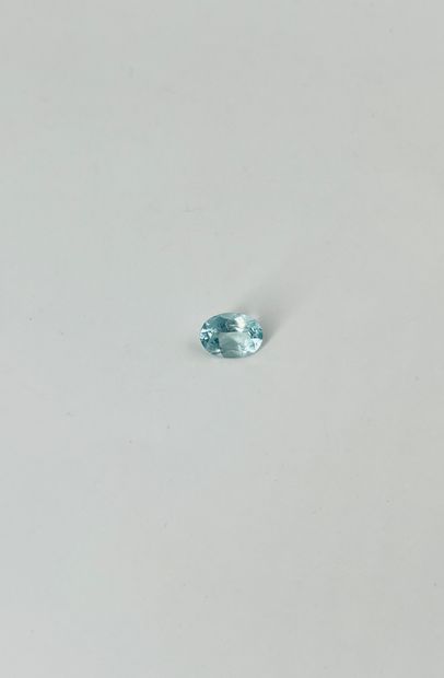 null Oval faceted aquamarine weighing 2.91 cts, probably from Brazil.Dimensions:...