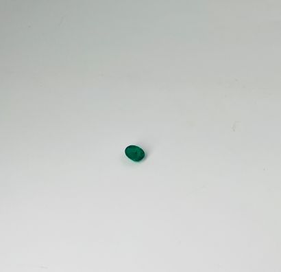 null Oval emerald weighing 1.45 ct.