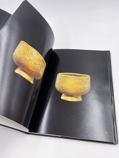 null 1 Volume : "XXIème Biennale des Antiquaires 2002", Christian Deydier, Oriental...