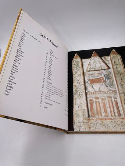 null 1 Volume : "La Mythologie Égyptienne", Aude Gros de Beler, Préface de Aly Maher...
