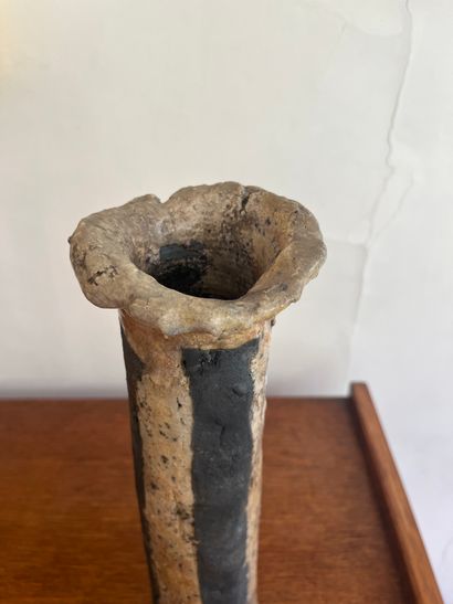 null Vase soliflore en céramique 

H.30 cm