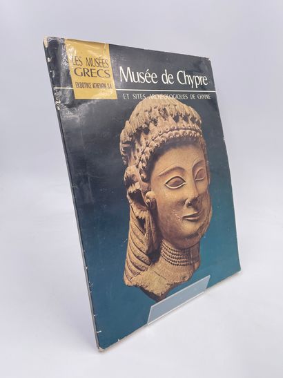 null 3 Volumes : 
- "Musée de Chypre et Sites Archéologiques de Chypre", Les Musées...