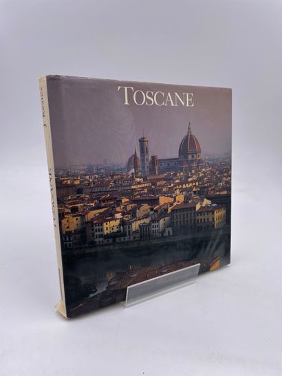 null 1 Volume : "Toscane", Jonathan Keates, Photographies de Charlie Waite, Ed. Booking...