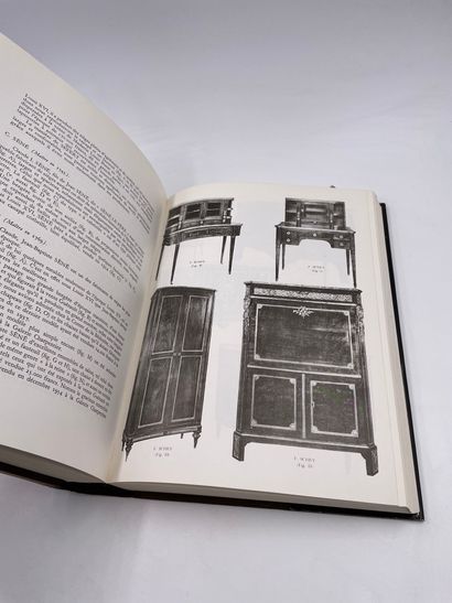 null 1 Volume : "L'Art et la Manière des Maitres Ébenistes Français aux XVIIIème...