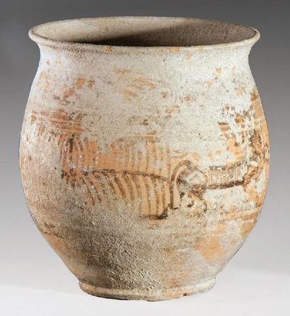 NINDOWARI (2300 - 2000 av. J.C.) Vase en terre cuite à décor zoomorphe peint en brun....