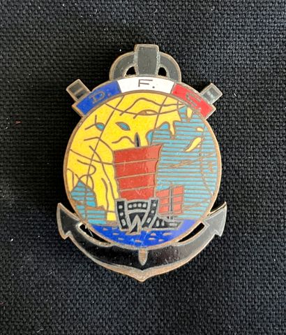 null 长海法国支队的徽章，正常尺寸，断针归位