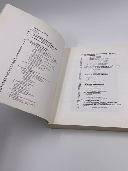 null 1 Volume : "Naissance de l'Écriture, Cunéiformes et Hiéroglyphes", Galerie Nationales...