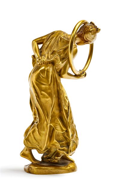 Jean-Léon GÉROME (1824-1904) Dancer with hoop
Sculpture in bronze with golden patina
Signed...