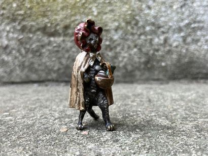 null Le petit chaperon rouge
Bronze de Vienne polychrome (usures)
H. 6 cm