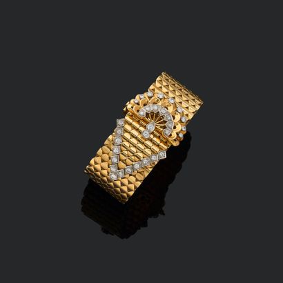 Bracelet ruban en or 18K (750e) composé d'une...
