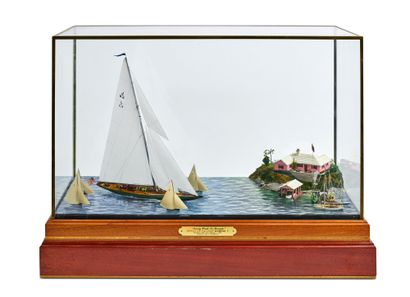 Diorama du Classe J “Shamrock V” en bois...