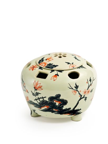 Émile GALLE (1846-1904) Glazed earthenware pique-fleurs decorated with japanese gardens,... Gazette Drouot