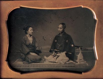 Auteur non identifié (Japon) Portrait d'un samouraï japonais et d'une femme, c. 1875...