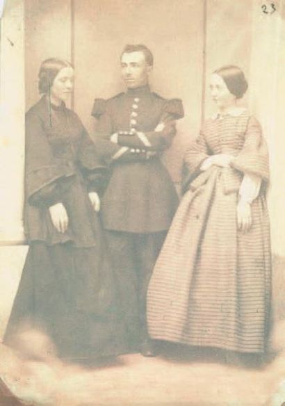 Jean-Baptiste FRENET (1814-1889) Portrait de deux femmes et d'un militaire, c. 1850...