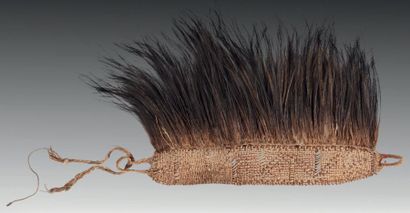 null Parure de tête Papouasie Nouvelle Guinée Raphia - plumes de casoar H.: 42 cm...