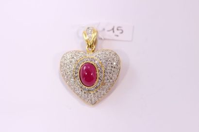 null Pendentif broche cœur, en or, diamants (3cts env) et rubis
(9g)



