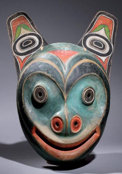 null Masque Ours Tlingit. Réalisé par Maurice G. Dérumaux en 1965-75. Typique masque...