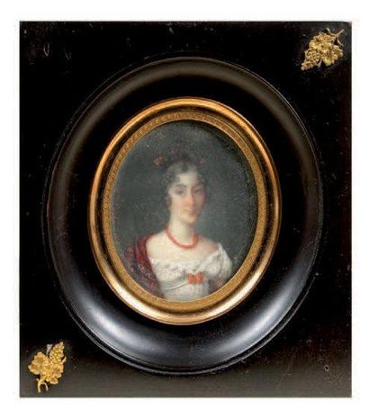 Ecole Française début XIXème siècle «Portrait d'une élégante au châle». Signée «Mme....