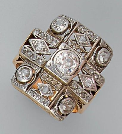 null Bague 1930, en or, platine et diamants