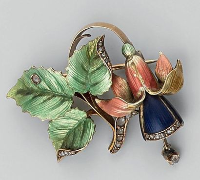 null Broche fleur, Art Nouveau, en or émaillé et diamants