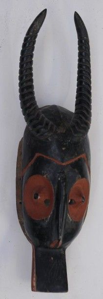 null Masque Kplé – Rép. de Côte d’Ivoire – H. : 54 cm 

