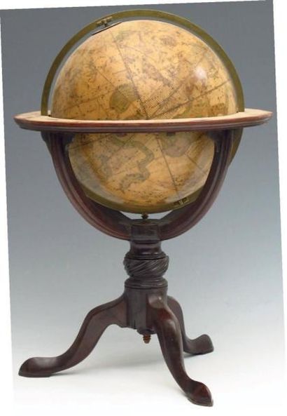 Globe céleste par WRIGHT daté 1782 avec les...