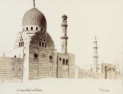 P. DITTRICH «Tombeaux des califes, le Caire» Tirage albuminé vers 1880/1885. 20,5...