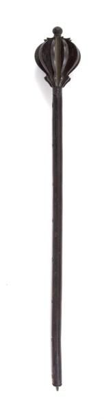 null Importante masse d'arme à ailettes Inde, XVIe - XVIIe siècle Longueur: 91 cm...