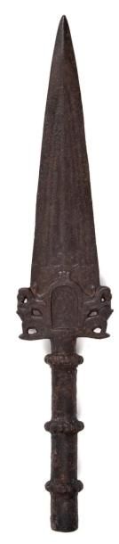 null Pointe de lance Inde, probablement Deccan, XVIe - XVIIe siècle Hauteur: 59 cm...