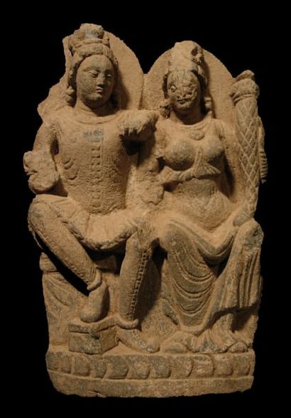null Stèle représentant le couple tutélaire Panchika et Hariti, dieu de la richesse...