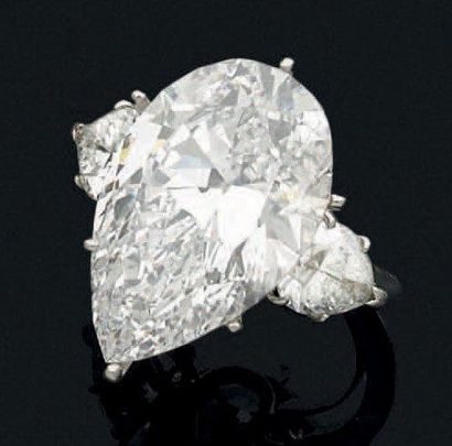 null Importante bague en platine, à monture VAN CLEEF ET ARPELS sertie d'un diamant...