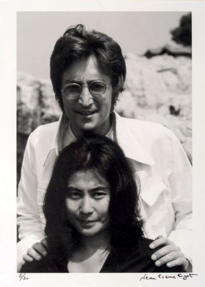 JEAN-PIERRE FIZET John Lennon et Yoko Ono Tirage sur papier baryté signé et numéroté...