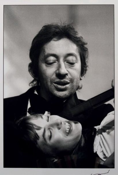 BERNARD BARDINET Serge Gainsbourg et Jane Birkin Tirage argentique signé sous l'image...