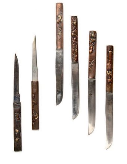 JAPON-Epoque MEIJI (1868-1912) Set of fourteen knives imitating kozuka in copper...
