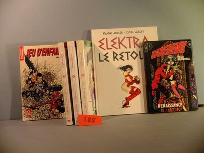 Miller / Mazzuchelli Miller / Mazzuchelli : Lot de 6 albums 
Miller : Daredevil :...