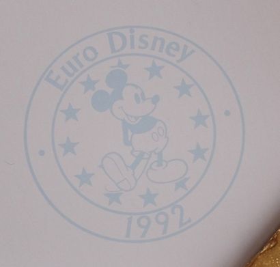 Offset Commémoratif Euro Disney Offset Commémoratif vendu dans le parc en 1992 Offset...