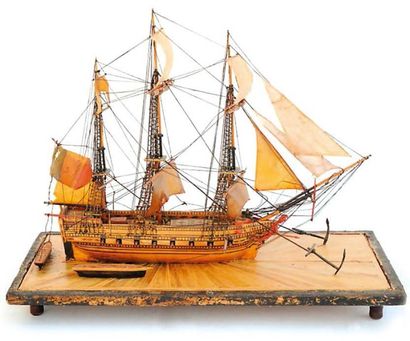 Belle maquette «de ponton» réalisée en bois,...