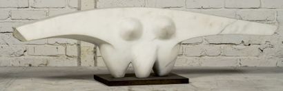 Tristan CASSAMAJOR (né en 1956) 
Sans titre, vers 1980
Sculpture en marbre blanc...