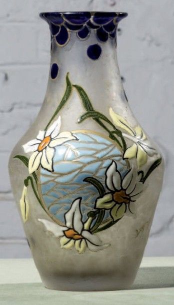 François Théodore LEGRAS (1909/1939) 
Vase piriforme, vers 1920, à col évasé en verre...