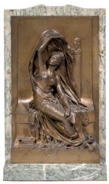Henri CHAPU (1833-1891) 
La pensée
Epreuve en bronze à patine dorée sur un contresocle...