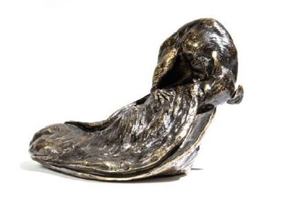 ANONYME Rat à l'huître
Epreuve en bronze à patine brune nuancée