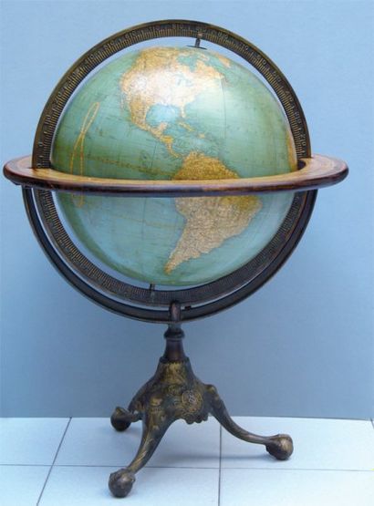 null Globe terrestre americain "de parquet" signé RAND Mc NALLY (c 1880). Cercle...