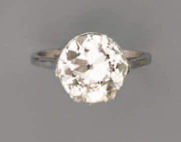 null BAGUE diamant brillanté (3,20 cts env.), en or